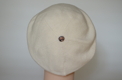 белый кашемировый берет Лоро Пьяно Vizio Collezione Италия