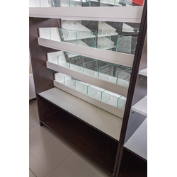 (МОХ-03) Витрина "MOHAVE" со стеклянными ячейками