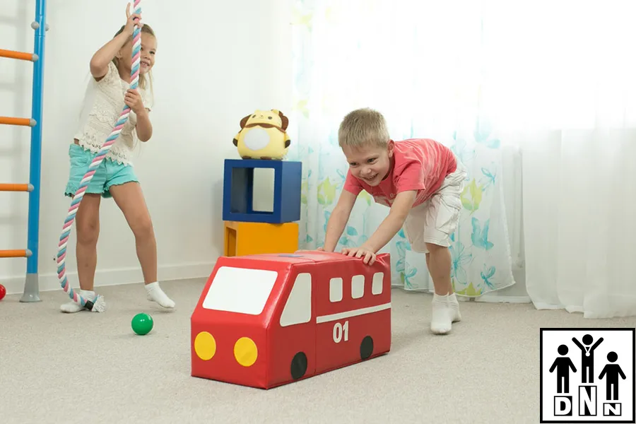 Контурная игрушка «Пожарная машина»