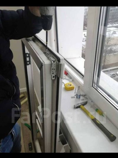 Врезка створки вместо глухова окна до 1м2 ( Выезд 1 монтажник )