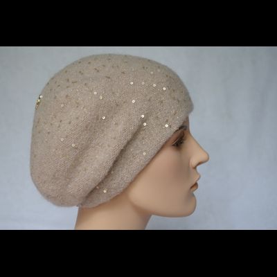 Кремовый женский берет вязаный Vizio Италия 6943