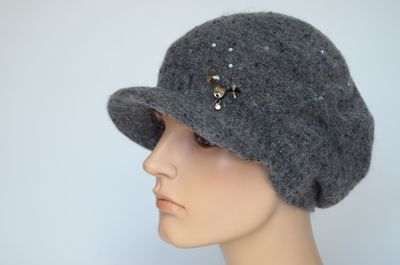 Темно - серая тонкая кепка с пайетками Vizio 5219 WO Италия
