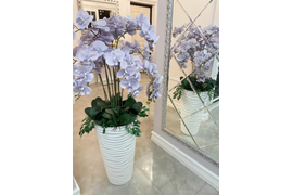 Орхидея искусственная голубая в высоком горшке/кашпо с зеленью №14