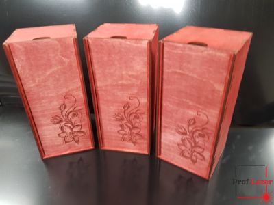 Винные бокалы с гравировкой в подарочных коробках