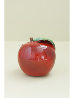 Яблоко малое