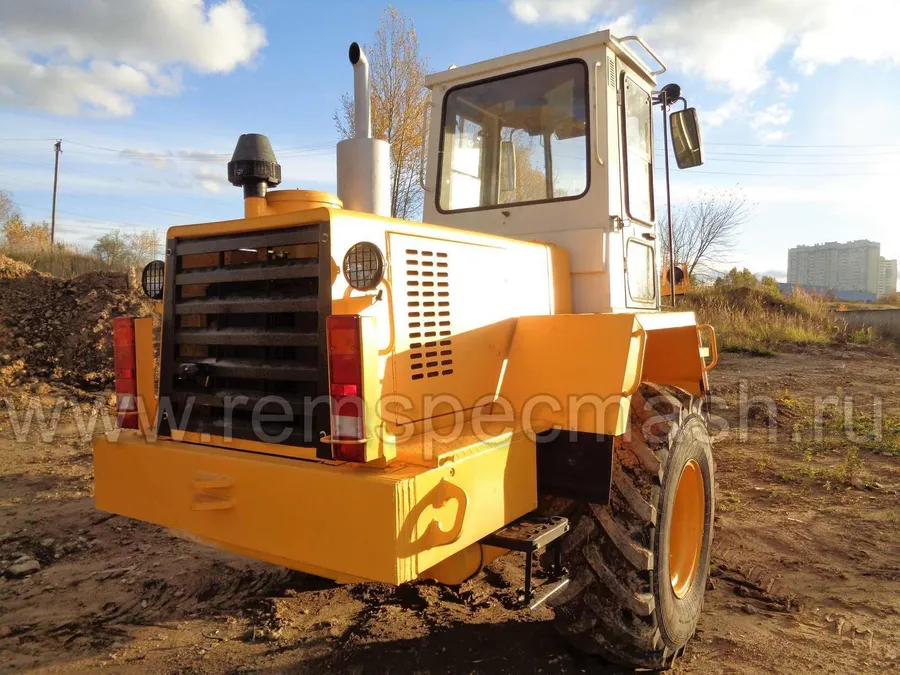 Фронтальный погрузчик Амкодор 333, после капремонта.