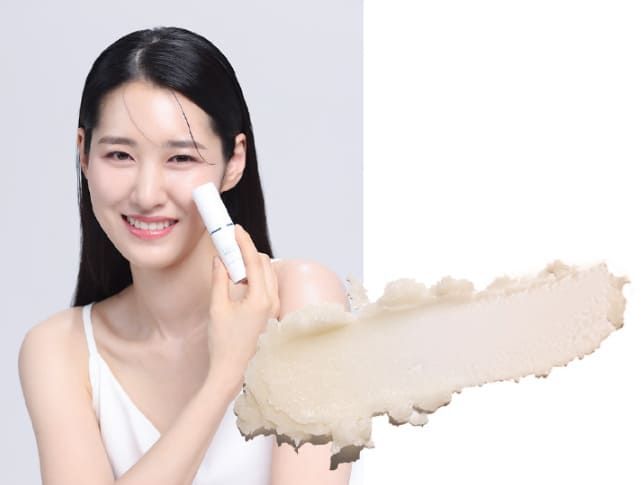 Использование стика Атоми для сияния кожи