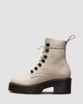 Doctor 2025 martens leona