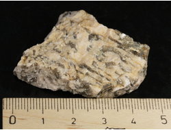 Гранит письменный, пегматит, необработанный, Россия, Мурманская обл. (38*31*14 мм, 21 г) №37791