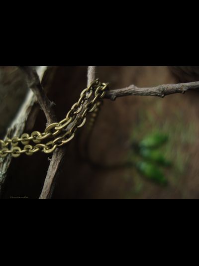 Необычный комплект украшений из фарфора &quot;Лесная принцесса&quot; (серьги-капли и подвеска)