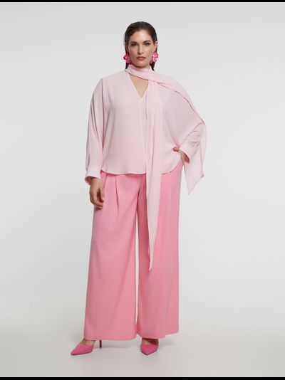 Блуза розовая с бантом