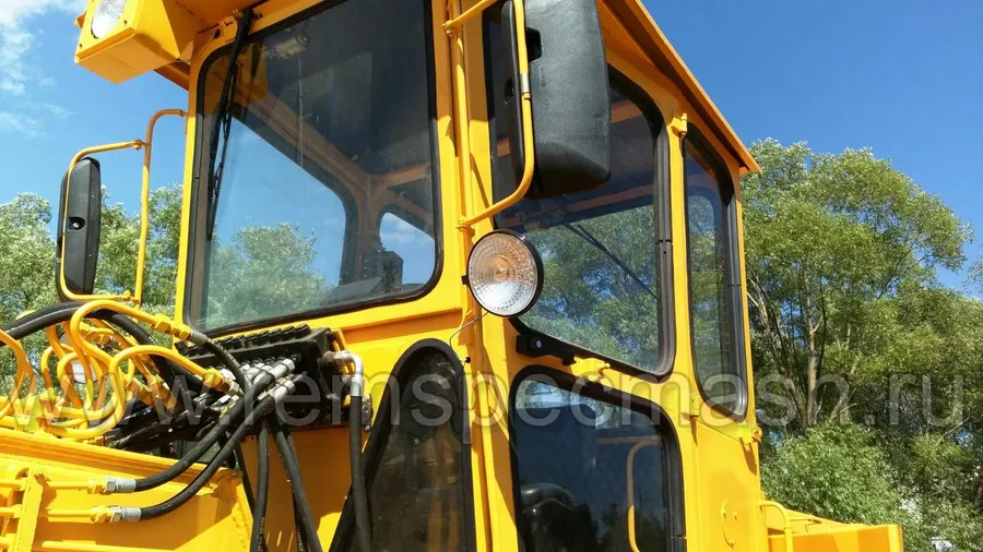 Автогрейдер ДЗ-180 после полного капремонта