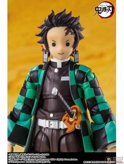Фигурка Дзэницу Агацума (Zenitsu Agatsuma S.H.Figuarts)