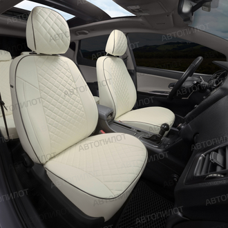 Автомобильные авточехлы Mitsubishi Outlander с 2000-2006 г.в.