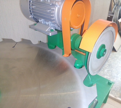 Станок для заточки дисковых пил СЗА-3