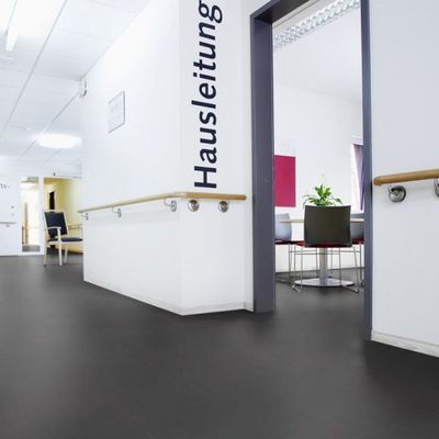 Виниловый пол Wineo 800 Tile XL Solid Black DB00103-2, клеевой, среднего формата