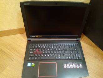 Acer ACER PREDATOR HELIOS 300 G3 572 515S