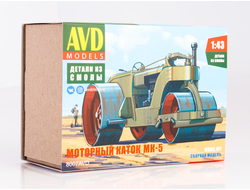 Сборная модель: (AVD Models 8007AVD) Моторный каток МК-5