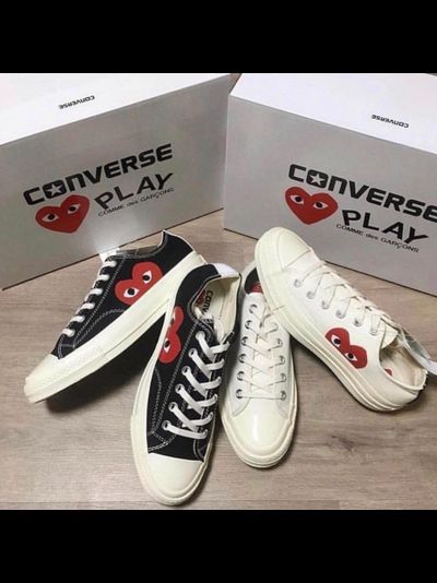 Converse Comme des Garcons Play белые низкие с сердечком