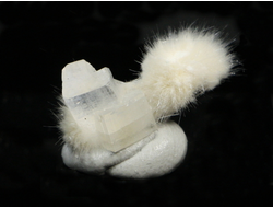 Окенит, Апофиллит, Ломонтит в пластиковом боксе, Крым, Трудолюбовка №22328