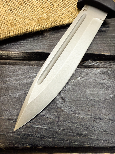 Подарочный нож 6Х9С сталь VG-10, рукоять комбинированная G10 и микарта яркая