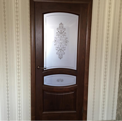 ЛАЙНДОР (УЛЬЯНОВСК)/ МОДЕЛЬ АЛИНА-2/ ПОЛОТНО ОСТЕКЛЕННОЕ/ НАТУРАЛЬНЫЙ ШПОН ЯСЕНЯ/ ТОН 35 (ШЕРВУД)