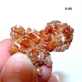 Ванадинит натуральный (щетка) №3-25: 37*27*12мм