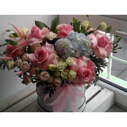 Коробка с цветочным миксом "Французский шик"