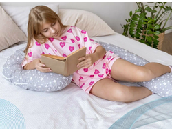 Подушка обнимашка для детей формы J Big 280 с холлофайбером внутри + наволочка хлопок 100% звезды на сером