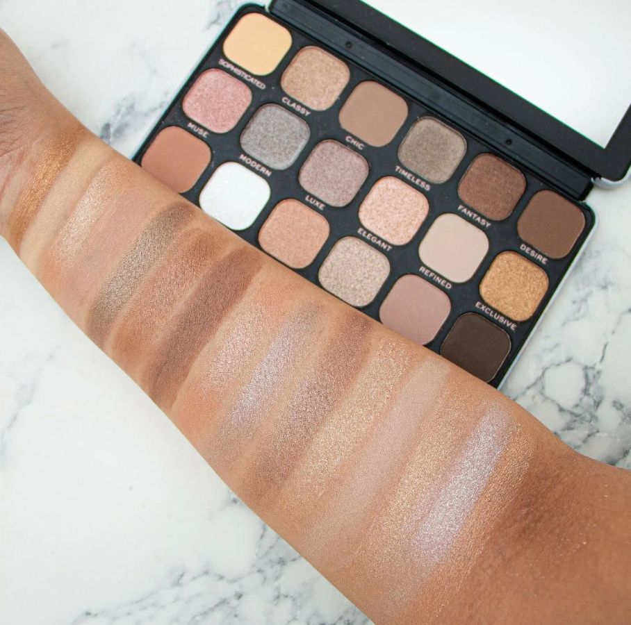 Makeup Revolution Палетка теней Forever Flawless Timeless Fantasy