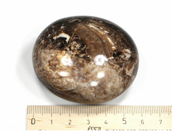 Опал черный, полировка, Мадагаскар (59*52*28 мм, 107 г) №27245