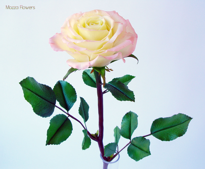 "Свет моей души". Роза из полимерной глины.