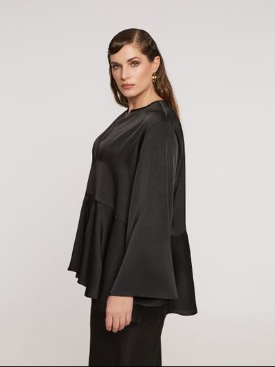 Блуза нарядная черная