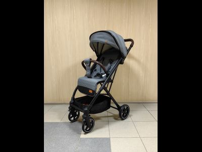 Детская коляска Luxmom W3 Серый