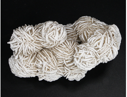 Гипс Роза пустыни, сросток кристаллов, Мексика (90*52*50 мм, 132 г) №27490