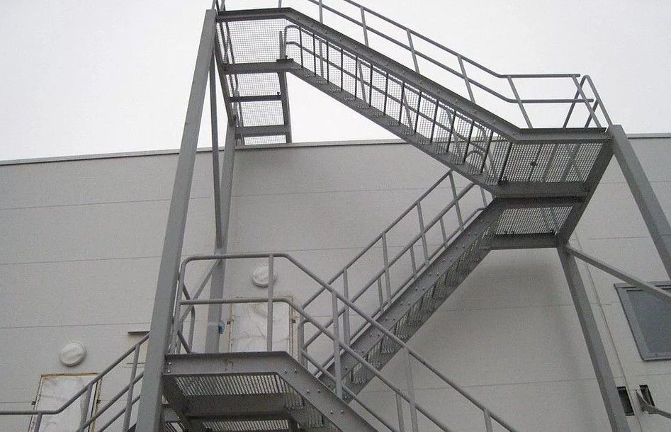Эвакуационные наружные лестницы