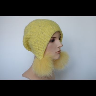 Шапка ушанка Vizio 1120 PP 66 с помпонами желтая