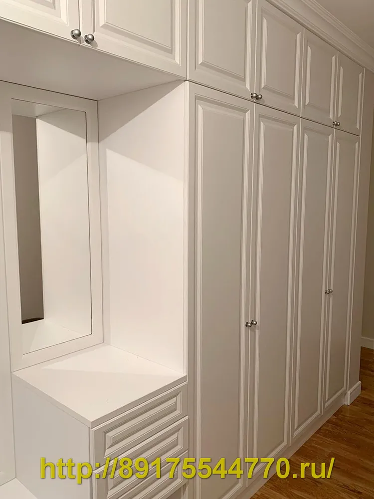 015 Прихожая.
Фасады: МДФ белые, покраска по RAL 9003.
