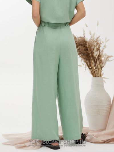 Женский льняной комплект мятного цвета