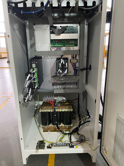 Проволочно-вырезной электроэрозионный станок