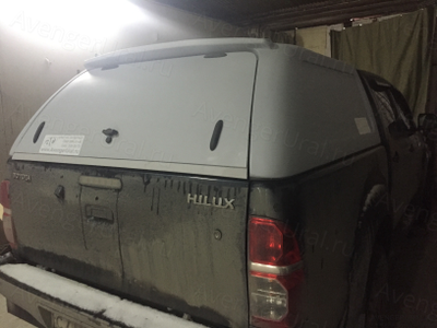 Кунг на Toyota Hilux N-Commerce