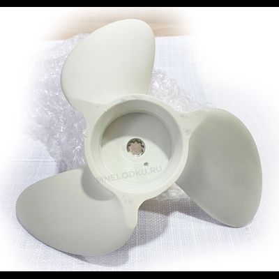 Винт гребной композитный 9 шлицов 3*7(1/2)*8 Yamaha