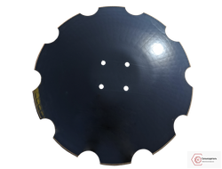 Диск бороны Farmet «Ромашка». Диаметр 510мм, толщина 6мм, 4 отверстия диаметром 13мм на расстоянии 99мм. Борсодержащая сталь 30MnB5. . Так же подходит: 9002598; 3007653. УТОЧНЯТЬ ПАРАМЕТРЫ CASE, GASPARDO M65400214R, KOCKERLING 910964, BEDNAR KM060174