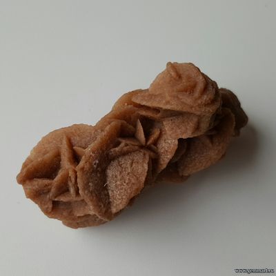 Гипс - "Роза пустыни" 60*40*24мм