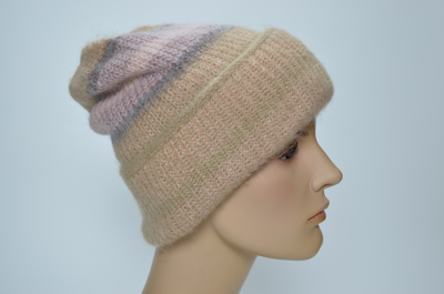 Вязаная шапка с отворотом из альпака и мохера