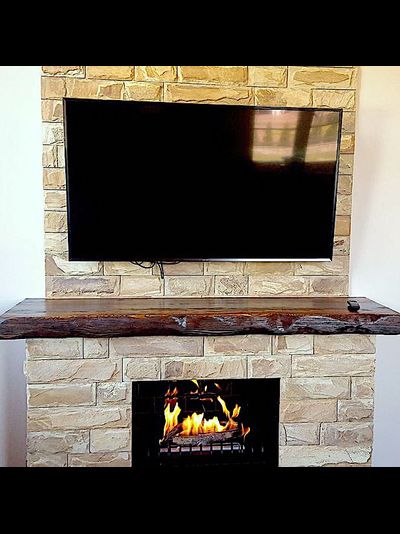 полка для камина, каминная полка, отделка из дерева, дерево в интерьере, брус лиственницы, массив