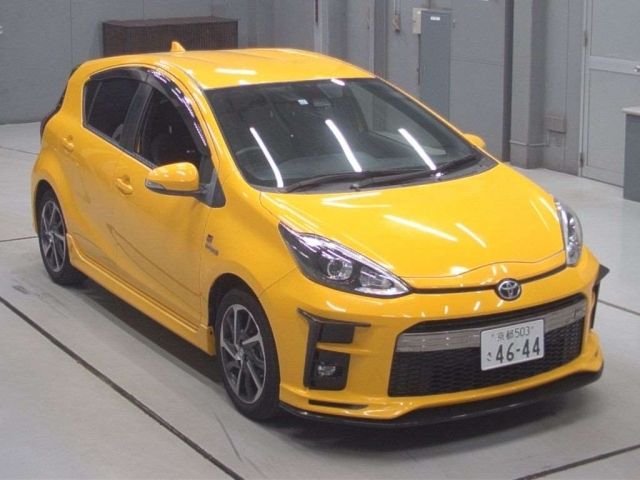 Toyota Aqua gr Sport