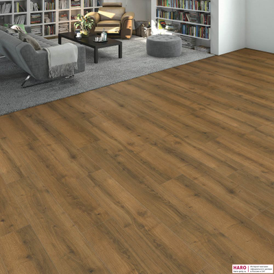 Ламинат Haro Дуб Бари Натур 544681 в интерьере гостиной