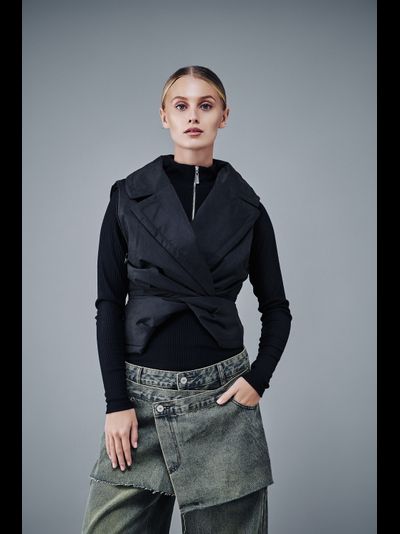 Парка Zhilet Черная