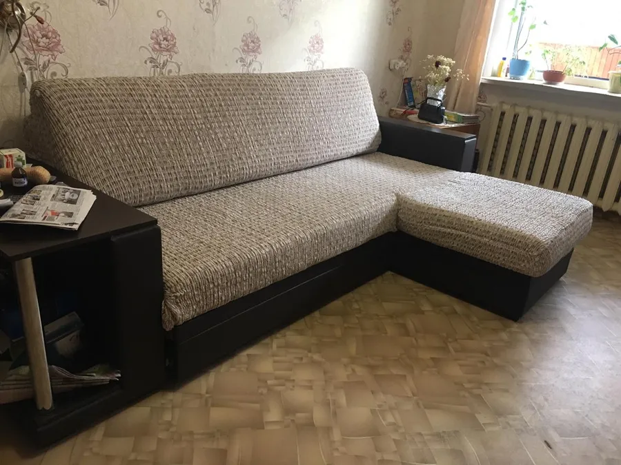 ЧЕХОЛ НА УГЛОВОЙ С ВЫСТУПОМ СИЕНА САТУРНО БЕЖЕВЫЙ